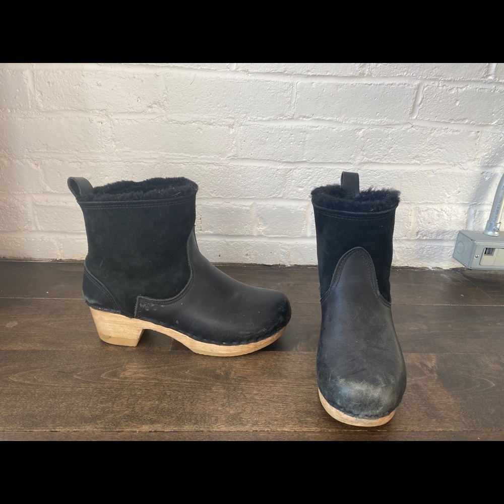 No. 6.5 shearling boot clogs